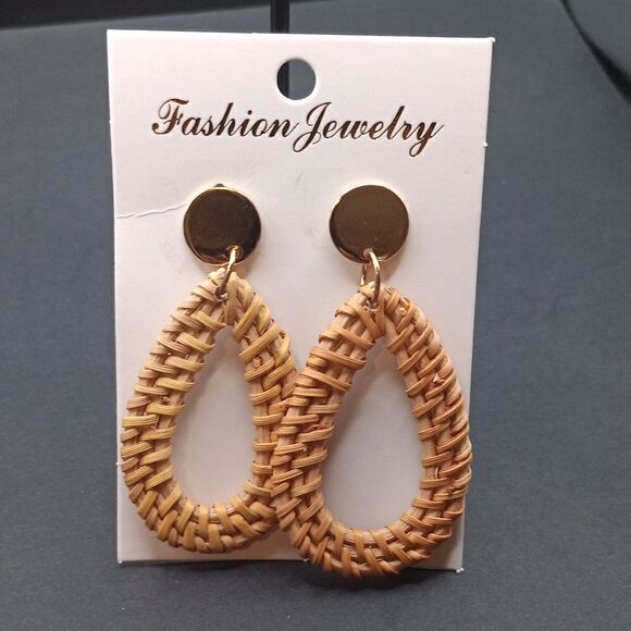 New Ratten Straw Wicker Braid Drop Dangle Statement Earrings - Picture 1 of 5